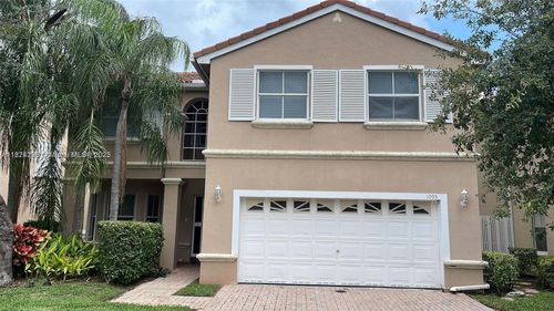 1095 Weeping Willow Way, Hollywood, FL, 33019-4813 | Card Image