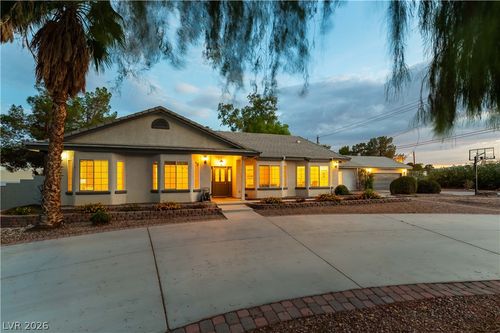 7245 W Verde Way, Las Vegas, NV, 89149-5856 | Card Image