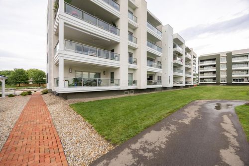 7105-5211 Highpointe Lakes Dr, Westerville, OH, 43081-4846 | Card Image