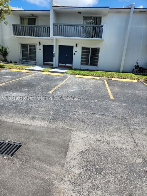 302-9430 Sw 170th St, Palmetto Bay, FL, 33157-4460 | Card Image