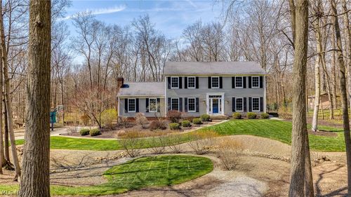 7306 Granby Dr, Hudson, OH, 44236-1754 | Card Image