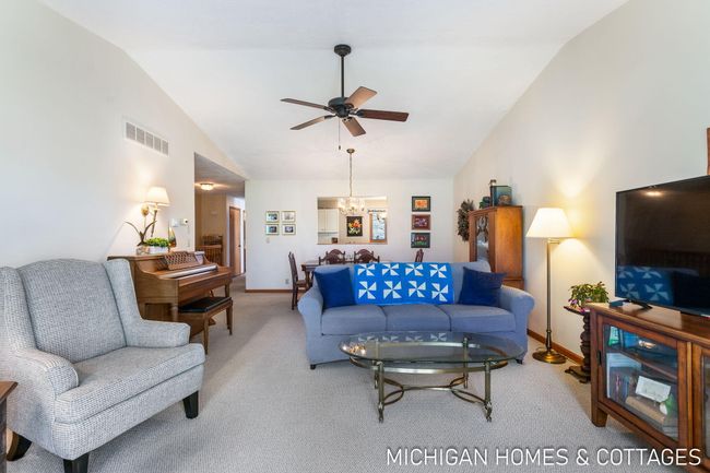 25-web-or-mls-907-creekridge-dr | Image 11