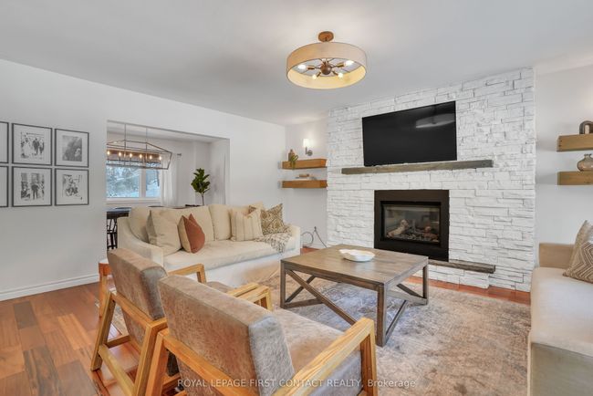 11 Vernar Dr, House other with 4 bedrooms, 3 bathrooms and 6 parking in Midhurst ON | Image 5