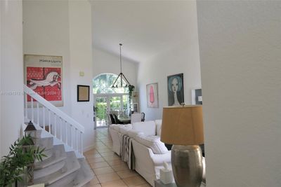 9779 Nw 32nd St, House other with 4 bedrooms, 3 bathrooms and null parking in Doral FL | Image 3