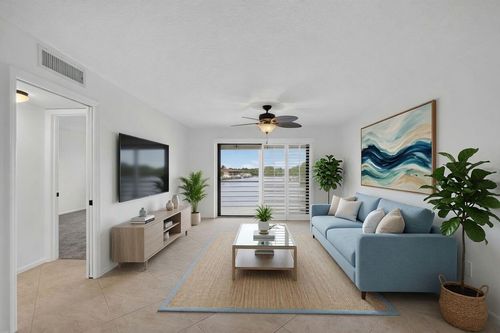 311-313 Lake Circle, North Palm Beach, FL, 33408 | Card Image
