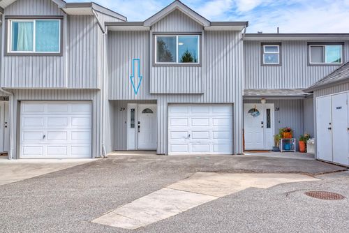 29-5761 Wharf Ave, Sechelt, BC, V7Z0H5 | Card Image