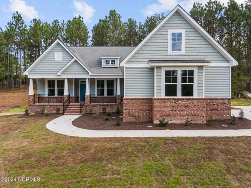 17 Woodland Cir, Jackson Springs, NC, 27281-9747 | Card Image
