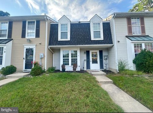 17 Dorchester Cir, MARLTON, NJ, 08053-3757 | Card Image