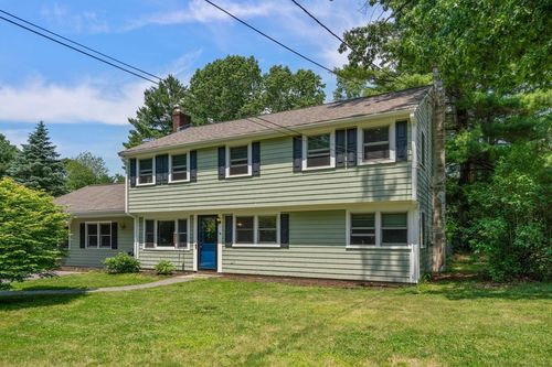 94 Pond St, East Bridgewater, MA, 02333-2425 | Card Image