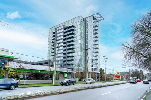 {{alt}} | Card Image