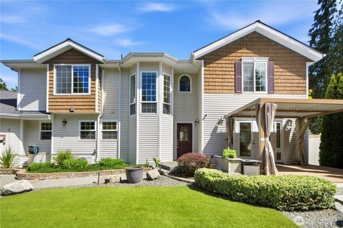 12832 Ne 70th Pl, Kirkland, WA, 98033-8535 | Card Image