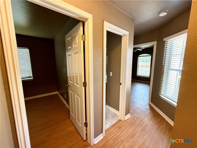 213 Summerside Ave, House other with 3 bedrooms, 2 bathrooms and null parking in Lockhart TX | Image 30