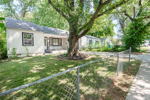 1407 E Locust St, Springfield, MO, 65803-3841 | Card Image
