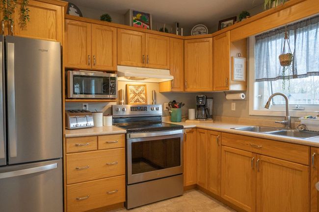521 Partridge Crescent, House other with 3 bedrooms, 2 bathrooms and 16 parking in Pelican Point AB | Image 12