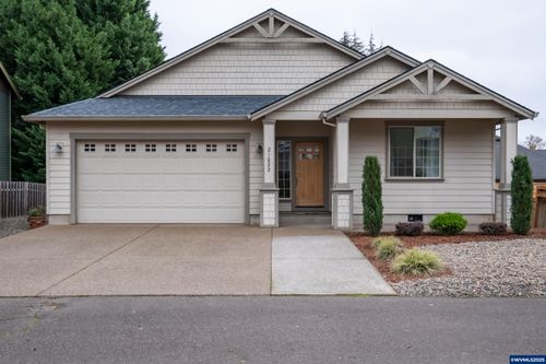 21022 Jenny Marie Ln Ne, Aurora, OR, 97002-9272 | Card Image