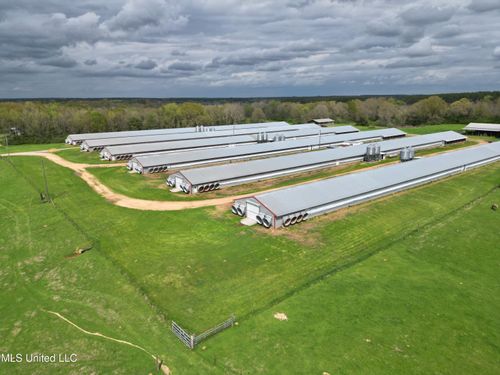 571 Tyler Ave, Tylertown, MS, 39667-2147 | Card Image