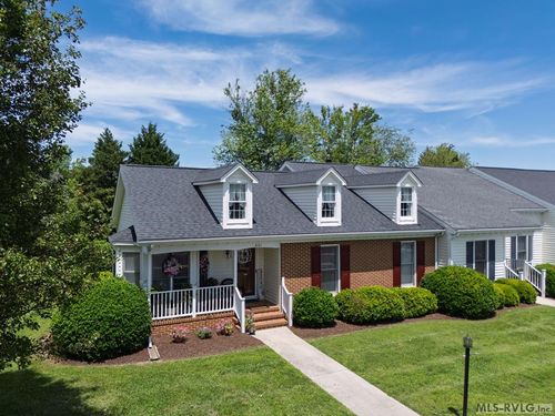 801 Lees Ct, South Hill, VA, 23970-1215 | Card Image