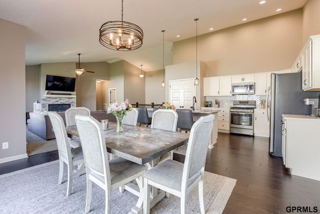 7810 S 184 Th Ave, House other with 4 bedrooms, 3 bathrooms and 3 parking in Omaha NE | Image 11