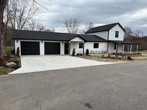 24 Hayes St, Minford, OH, 45653-8530 | Card Image