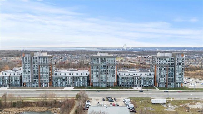 106 - 460 Dundas St E, House attached with 1 bedrooms, 1 bathrooms and 1 parking in Hamilton ON | Image 32