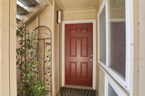 107 Monte Verano Ct, San Jose, CA, 95116-2653 | Card Image