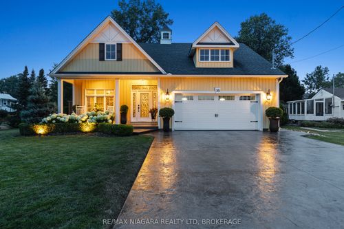 35 Burleigh Rd S, Ridgeway, ON, L0S1N0 | Card Image
