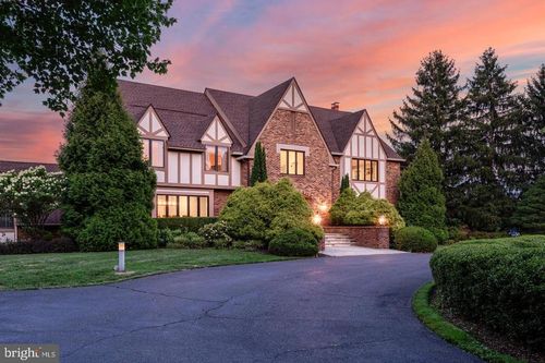 9 Deerfield Ter, MOORESTOWN, NJ, 08057-2103 | Card Image