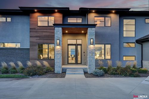 2880 County Road A, Valparaiso, NE, 68065-8656 | Card Image