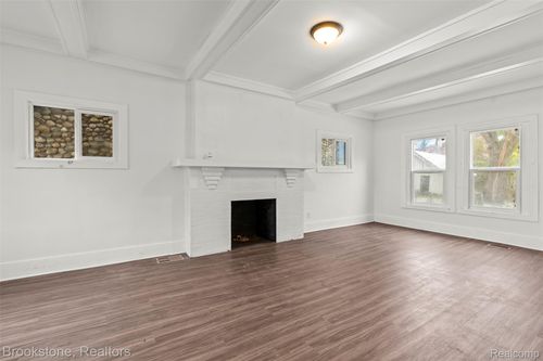 101 Colorado St, Highland Park, MI, 48203-3303 | Card Image