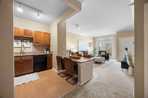 2221-13570 Technology Drive, Eden Prairie, MN, 55344 | Card Image