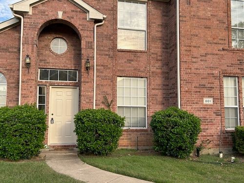 801 Cobblestone Dr, Lewisville, TX, 75067-4268 | Card Image