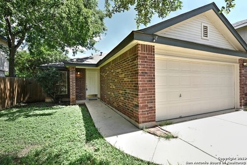 8515 Rita Leon, San Antonio, TX, 78250-6508 | Card Image
