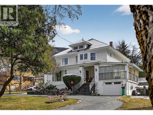 312 Latimer St, Nelson, BC, V1L4T6 | Card Image