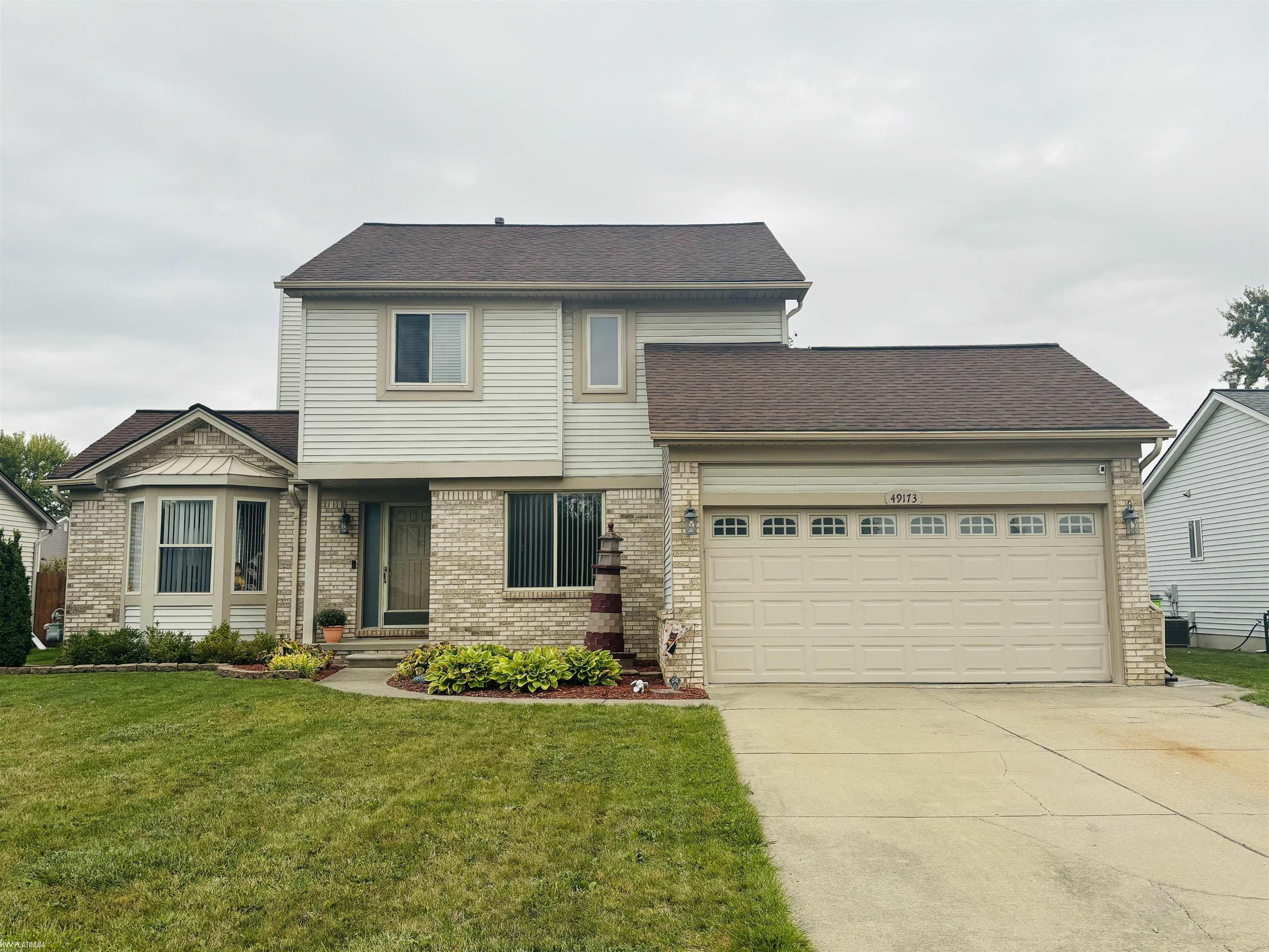 Pine Glen Dr, Chesterfield, MI 48051
