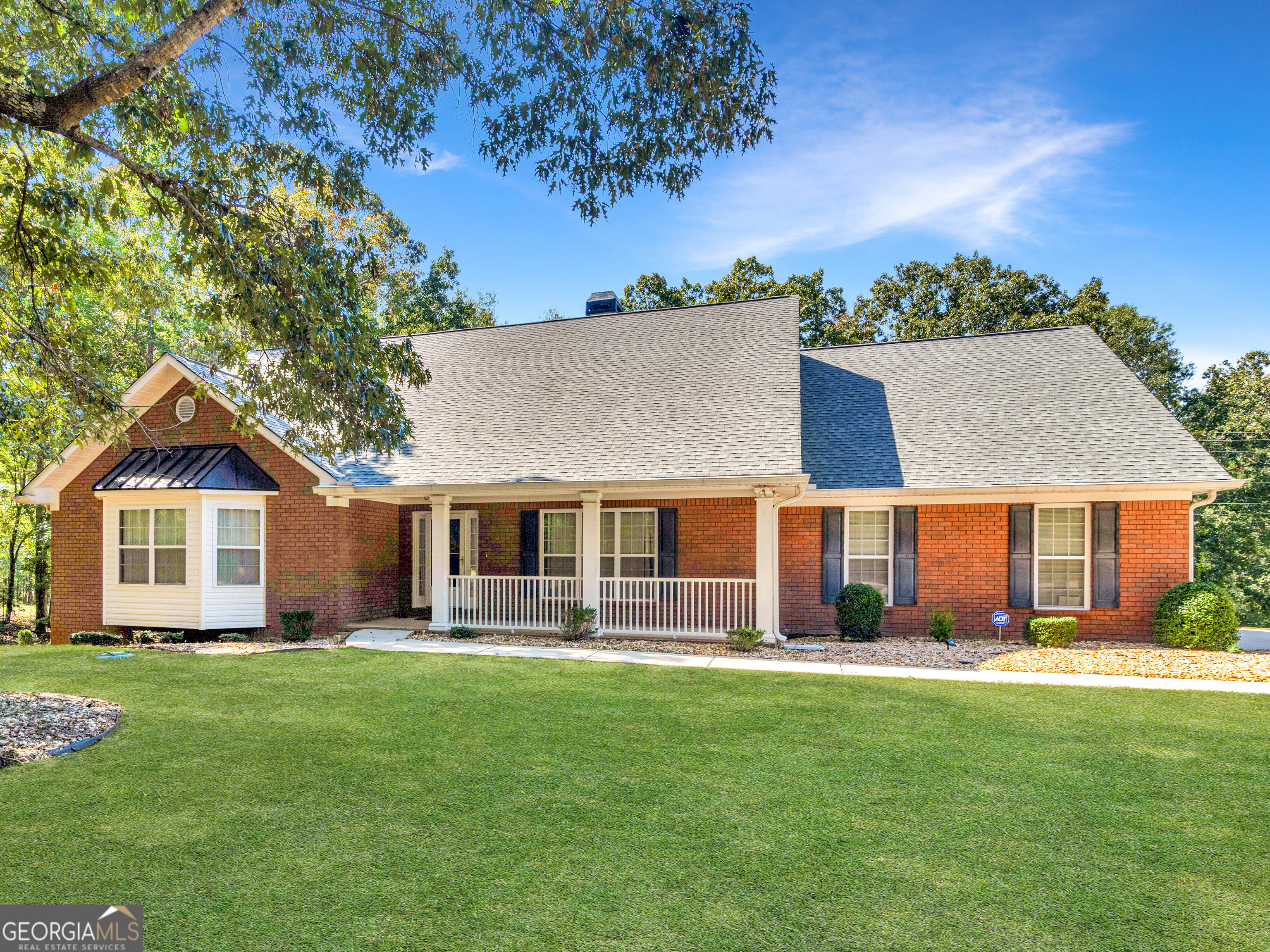 Locust Rd, Locust Grove, GA 30248