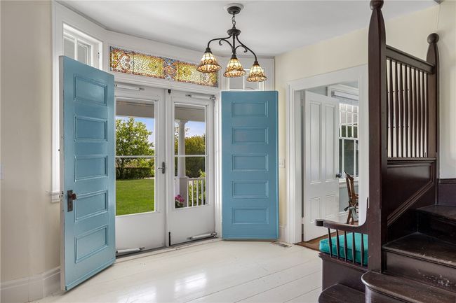 Front door | Image 18