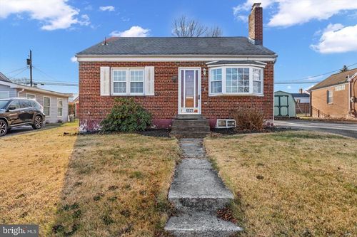 4927 Virginia Ave, HARRISBURG, PA, 17109-3003 | Card Image