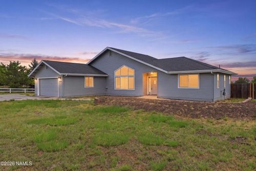10975 Margaret Way, Flagstaff, AZ, 86004-3033 | Card Image