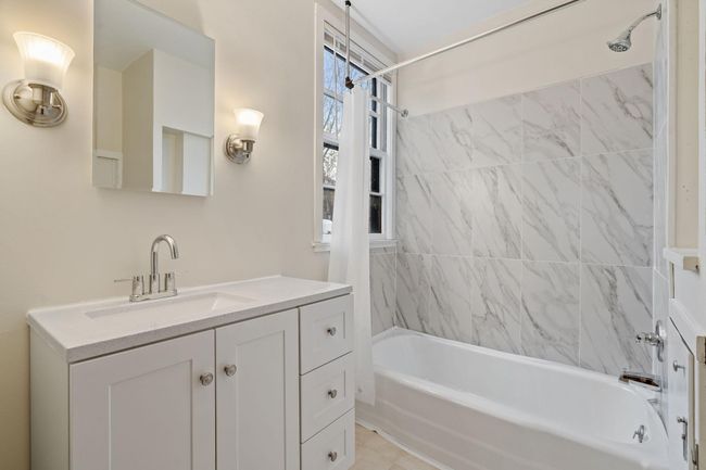 Newly Updated Bathroom | Image 12