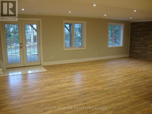 8 Delair Crescent, Markham (Grandview), ON, L3T2M4 | Card Image