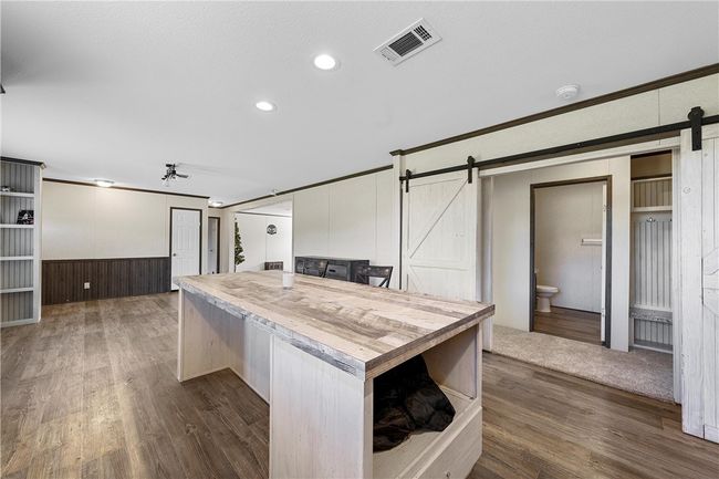 199 County Road 3585, House other with 3 bedrooms, 2 bathrooms and null parking in China Spring TX | Image 15