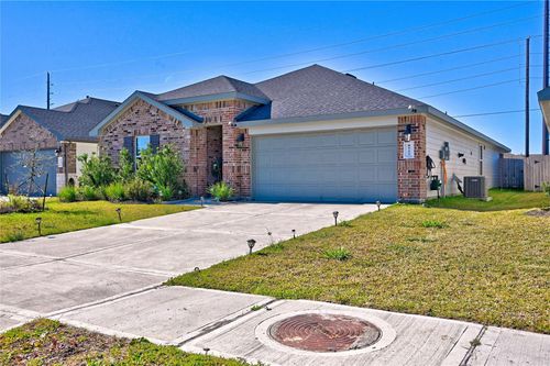 8522 Kokernot Ln, Rosharon, TX, 77583-5624 | Card Image