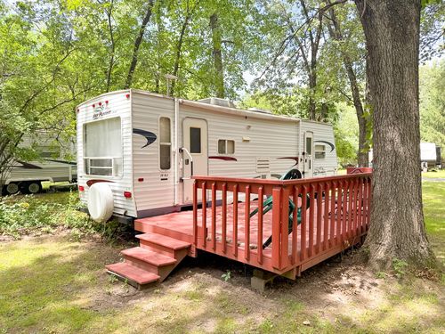 27/27 Woodhaven, Sublette, IL, 61367 | Card Image