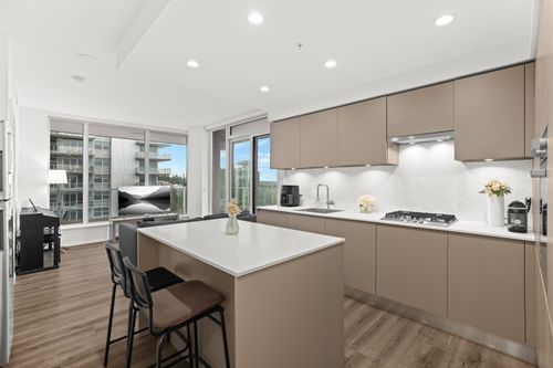 905-3833 Evergreen Pl, Burnaby, BC, V3J0M2 | Card Image