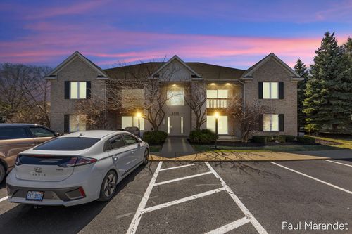 2-3170 W Crystal Waters Dr, Holland, MI, 49424-7212 | Card Image