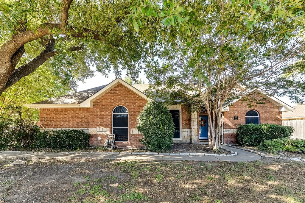 University Ave, Waxahachie, TX 75165