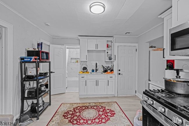 6 Pleasant Ave, Home with 4 bedrooms, 2 bathrooms and null parking in Clifton NJ | Image 23