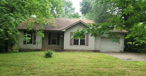 744 Needmore Rd, Clarksville, TN, 37040-5945 | Card Image
