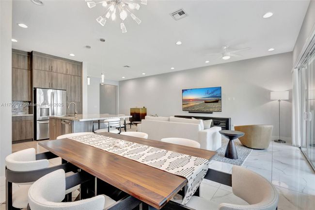 4921 Pointe Midtown Way, Townhouse with 3 bedrooms, 3 bathrooms and null parking in Palm Beach Gardens FL | Image 10