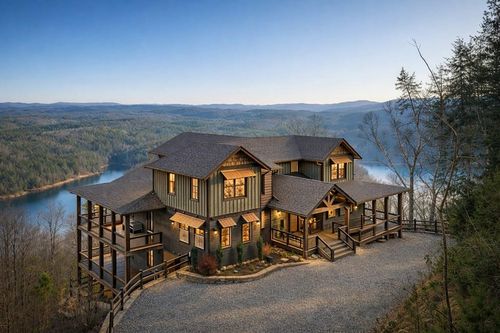 585 Gennessee Path, Blue Ridge, GA, 30513 | Card Image